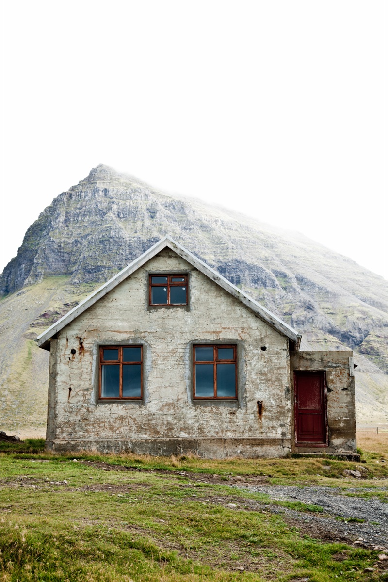 The house with the red door, Iceland, Andrea Fremiotti