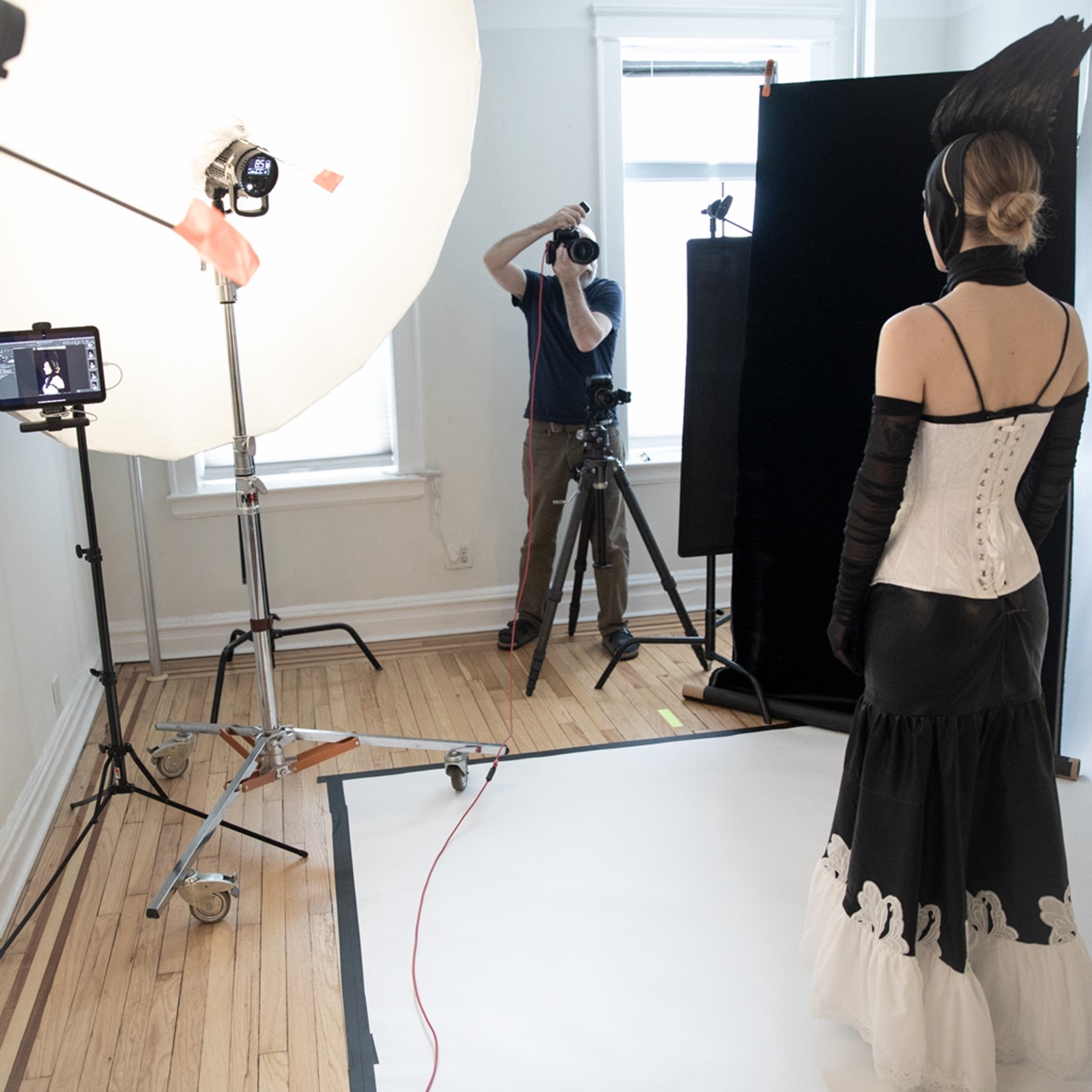 Behind the scenes at the sitting